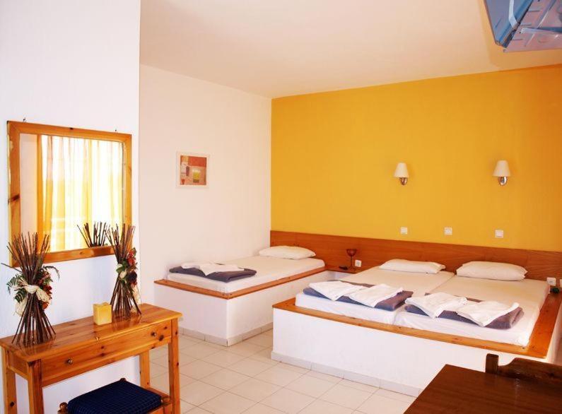Aparthotel Amarilia Skala Rachoni  Habitación foto