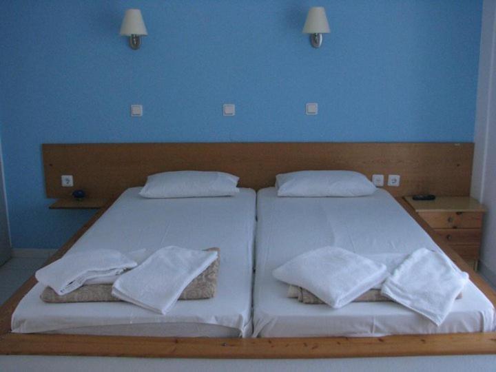 Aparthotel Amarilia Skala Rachoni  Habitación foto