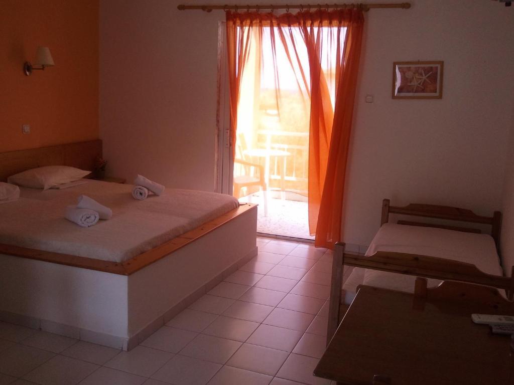 Aparthotel Amarilia Skala Rachoni  Exterior foto